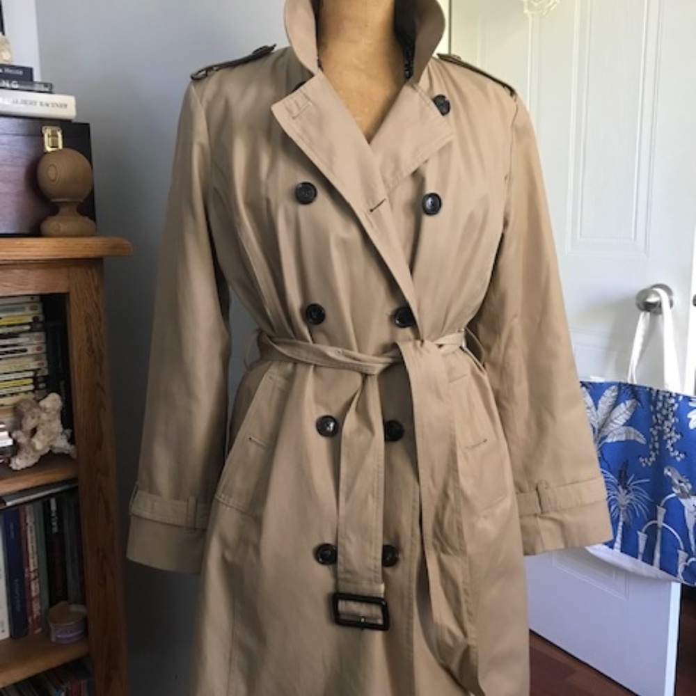 Trench-coat